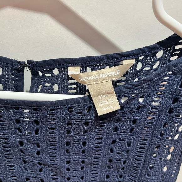 Double layer navy Banana Republic blouse - Picture 3 of 3